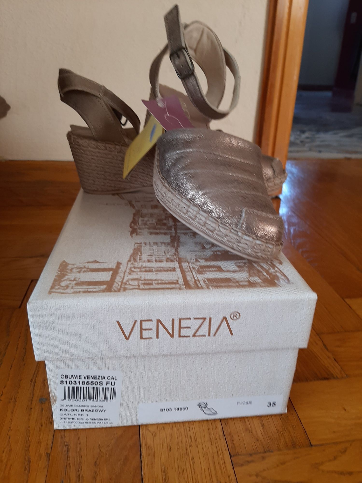 Buty na koturnie Venezia rozm 35