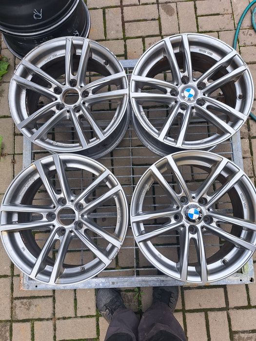 Felgi aluminiowe BMW 17cali 5x120 7,5j et32