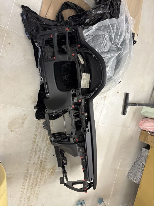 Oryginalna konsola BMW X5 F15 z airbag