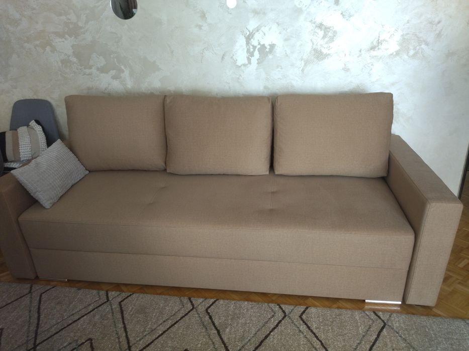 Sofa i dwa fotele