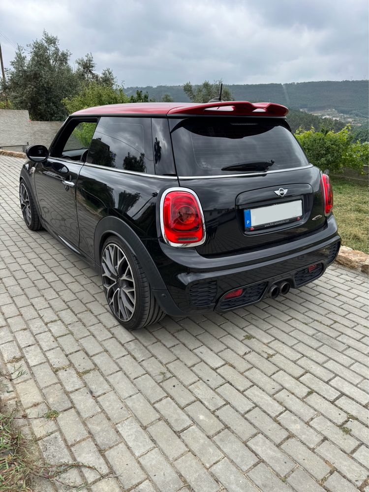 Mini John Cooper Works 231cv
