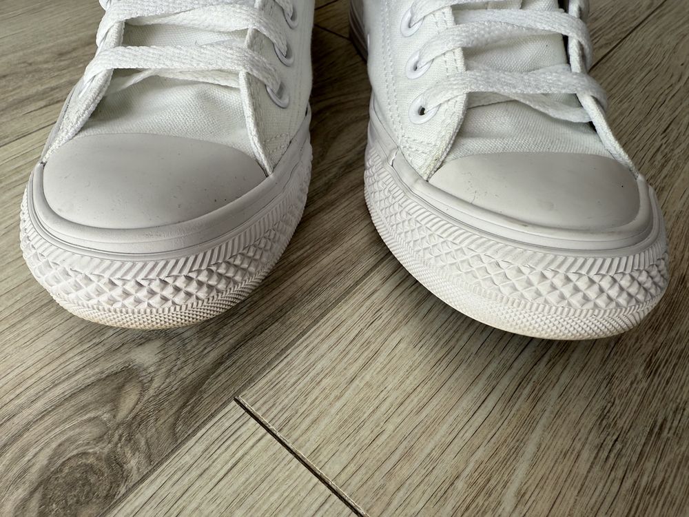 Trampki Converse 39 Chuck Taylor sneakersy niskie biale