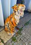Tigre em porcelana .