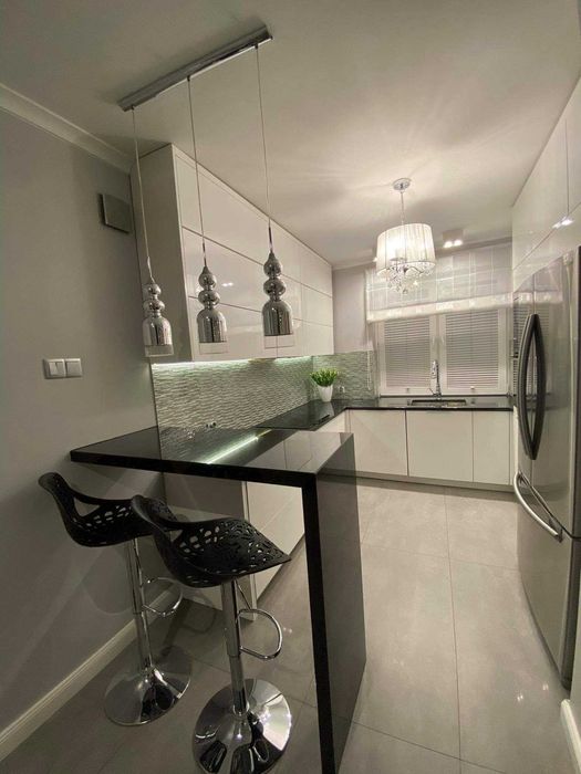 Mieszkanie 3 pokojowe na parterze, centrum, miejsce parkingowe