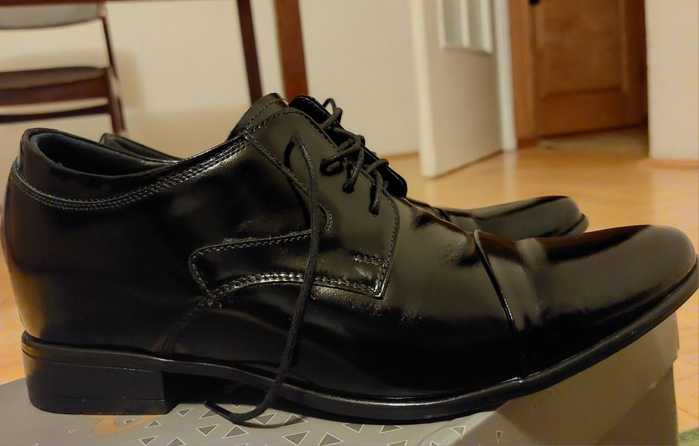 Eleganckie buty podwyższane +6 cm