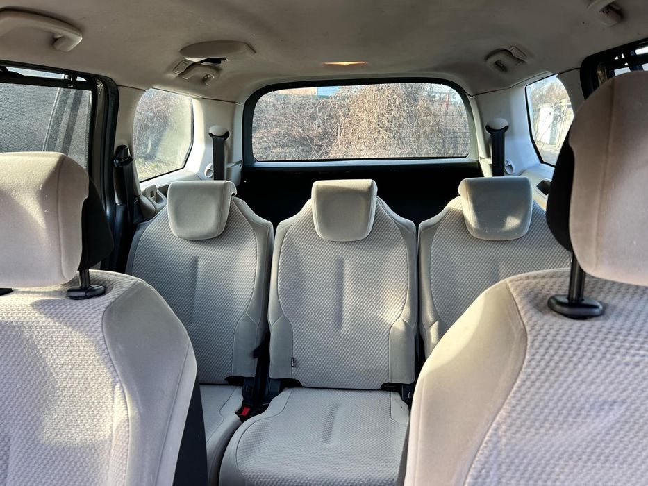 Sprzedam Citroen C4 Grand Picasso 7 osobowy