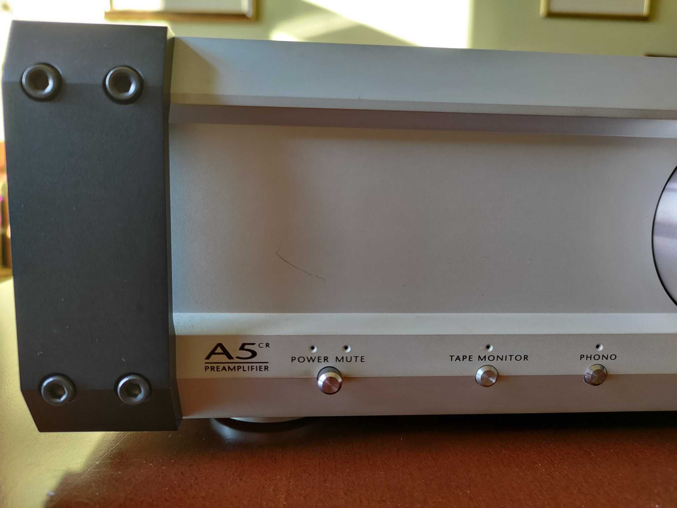 Wysokiej klasy przedwzmacniacz Musical Fidelity A5 CR