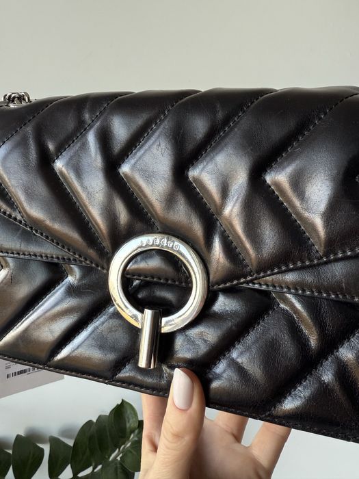 Чорна шкіряна сумочка сумка кросбоди Sandro Paris