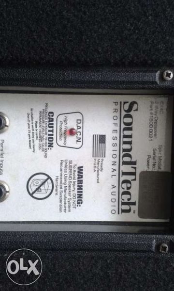 Coluna professional Soundtech