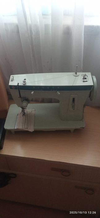 Maquina costura singer