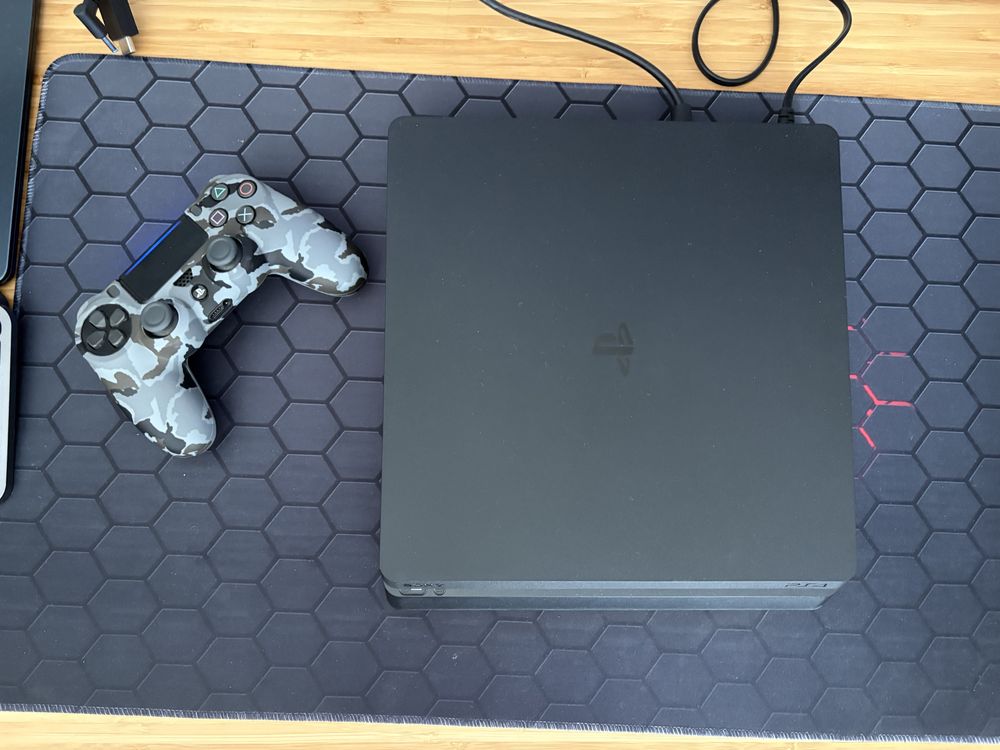 Sony PlayStation 4 Slim 500 GB