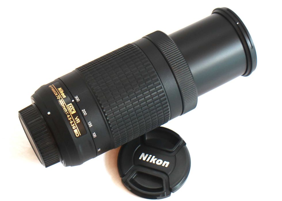 Lente Nikon AF-P 70-300mm VR objetiva em excelentes condições