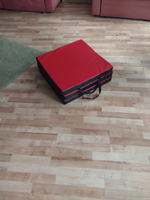 Materac gimnastyczny skladany firmy Martex-Sport