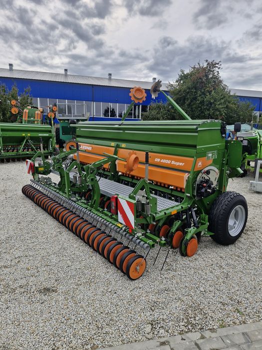 Siewnik zbożowy Amazone D9 4000 SUPER - talerzowy