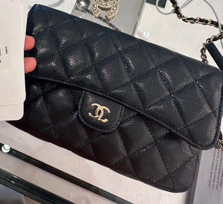 Сумочку клатч chanel оригинал