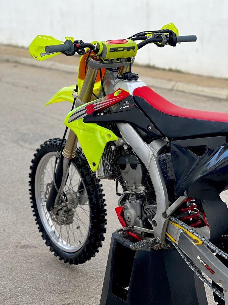 Suzuki Rmz 250———————nao matriculada