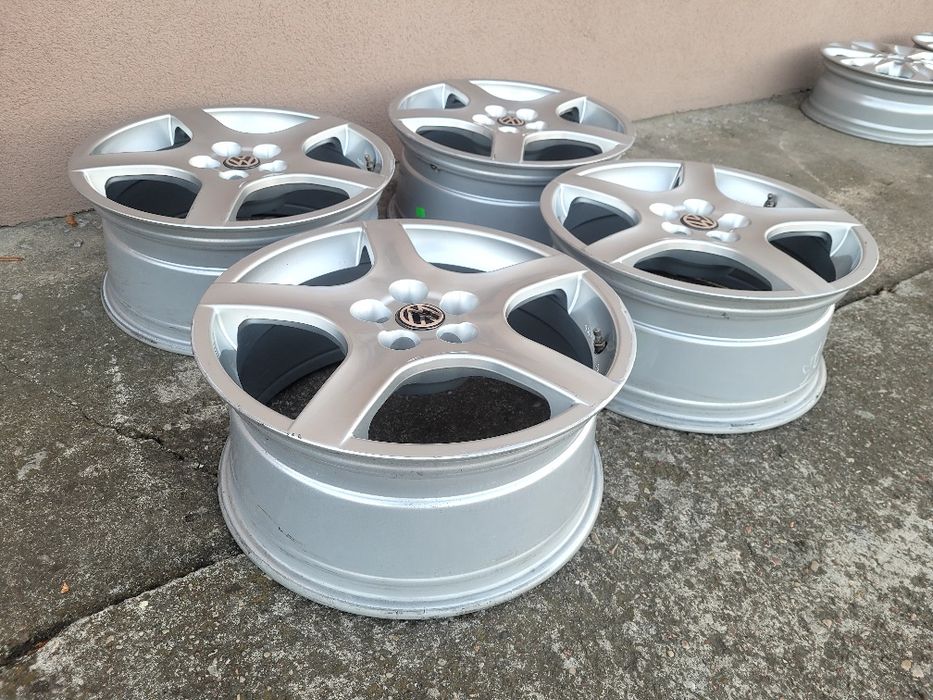 Felgi Alu VW Golf TOYOTA Avensis SUBARU Impreza 5x100 18 Cali 8J