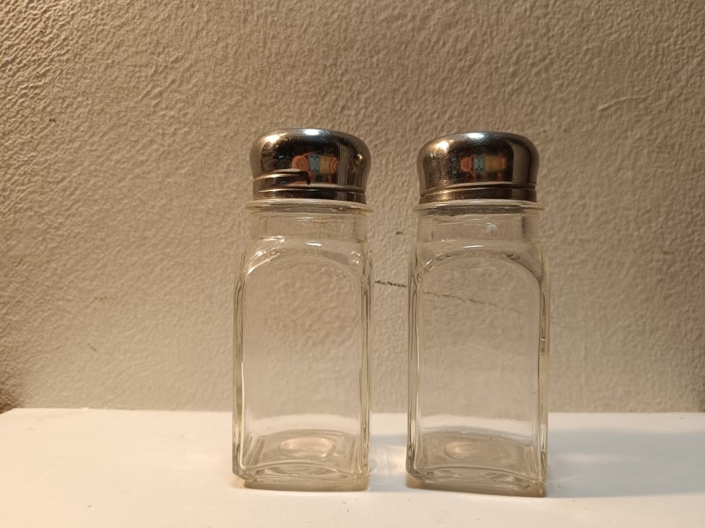 2 solniczki pieprzniczki szklane, solniczka pieprzniczka szkło