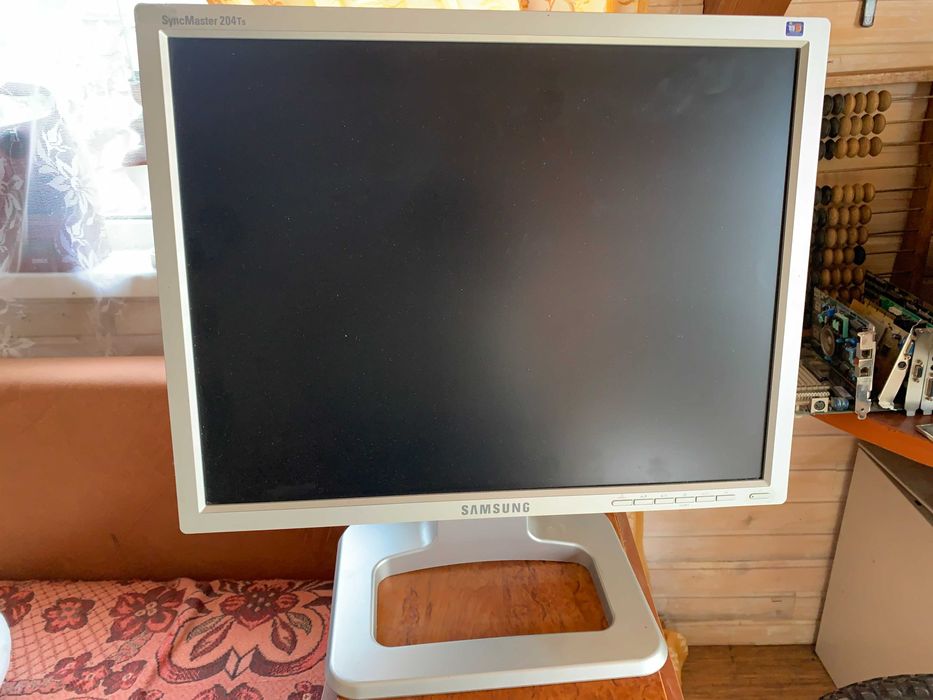 Монітор Samsung 204 TS A