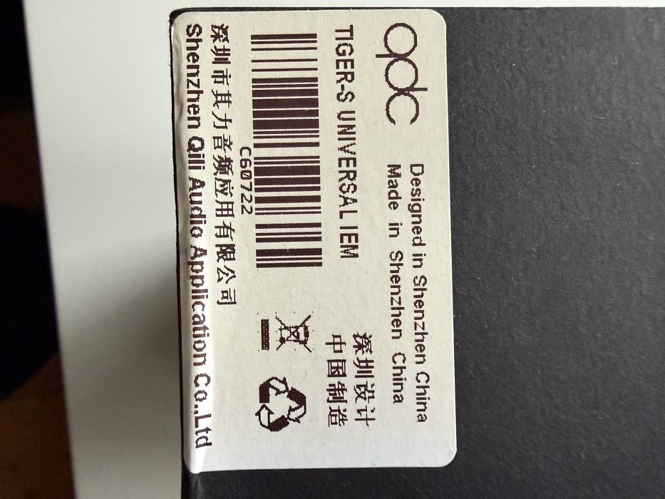 qdc Tiger – 6BA + 2EST  Stan bardzo dobry  Komplet