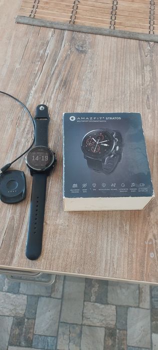 Умные часы Amazfit Stratos