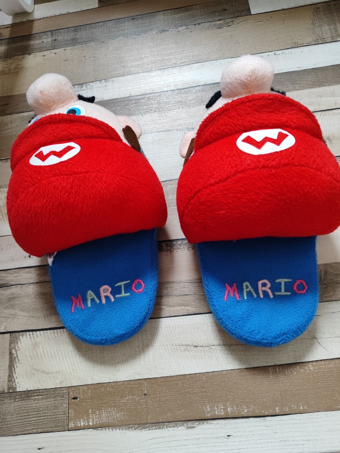 Kapcie dziecięce super Mario Bros ( Nintendo)  wkładka 21.5 cm