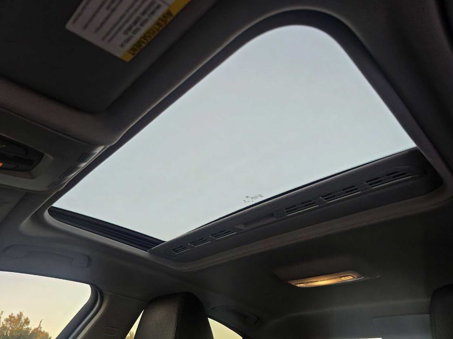 BMW 3 Series 328i      2015