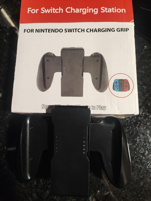 Nintendo switch Joycon charging grip