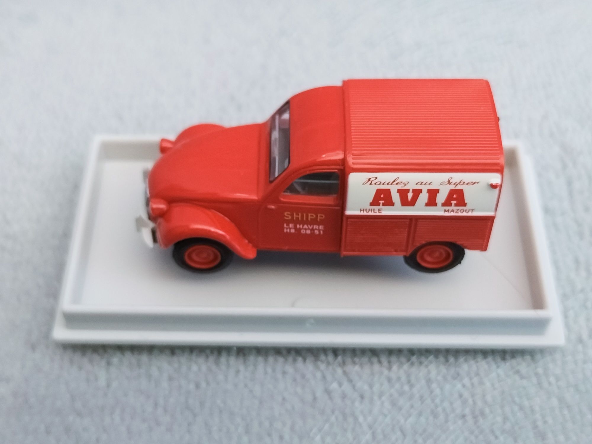 Brekina 1/87 Citroen Kastenente "Avia"  Model 14132 Skala 1:87