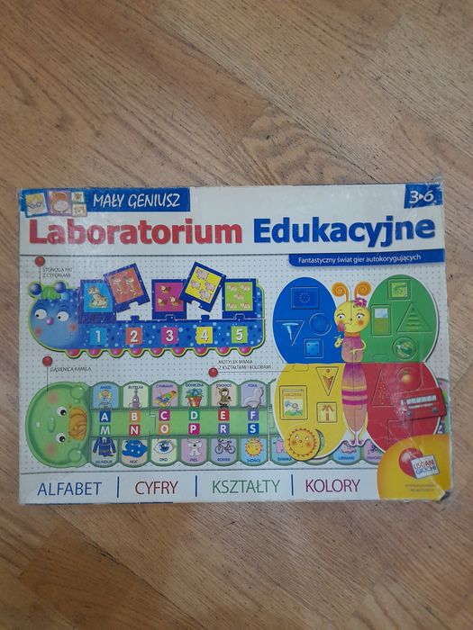 Puzzle laboratorium edukacyjne dużo elementów