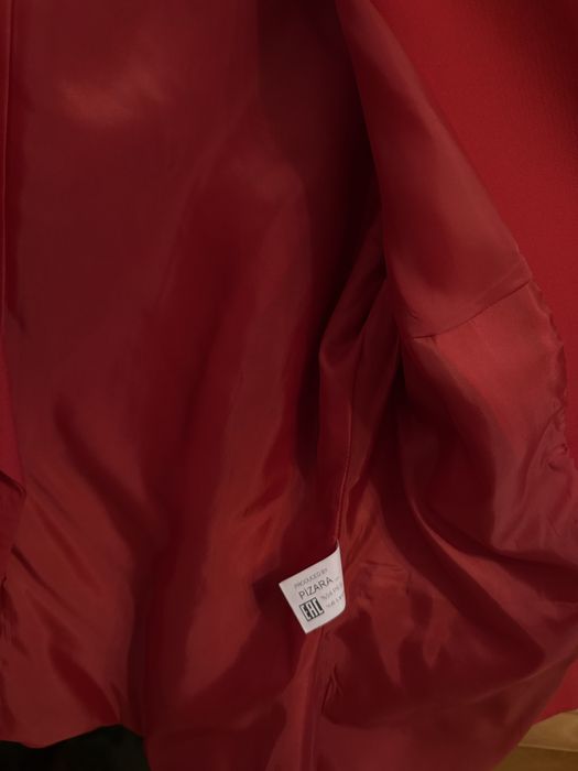 Жіночий класичний костюм