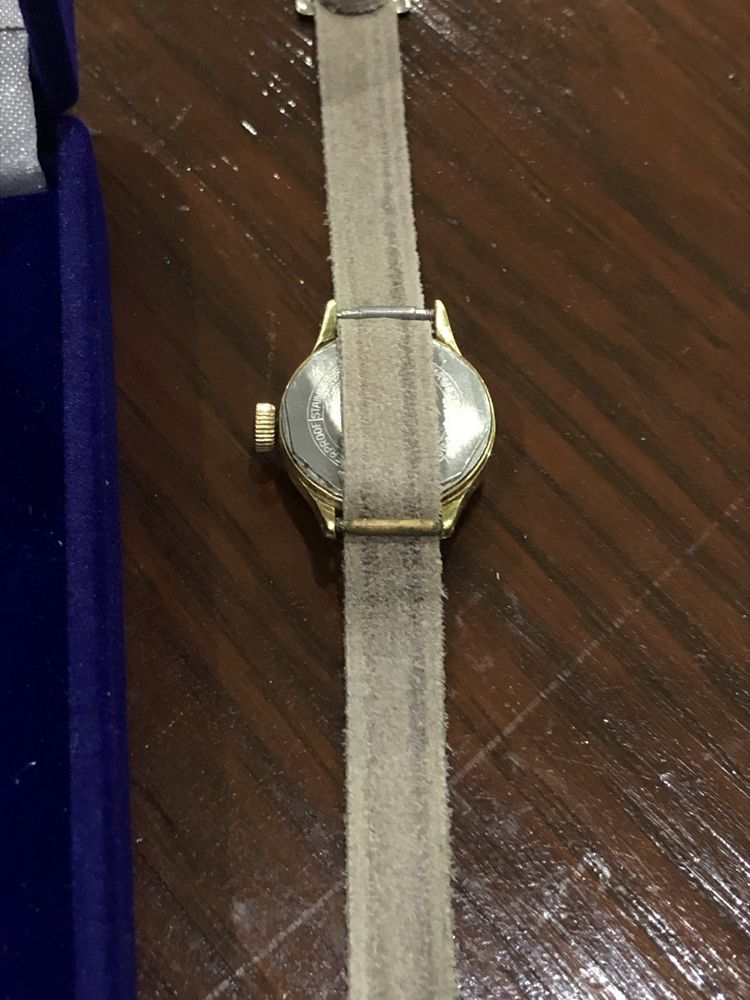 Zabytkowy szwajcarski zegarek damski Swiss Made Vintage