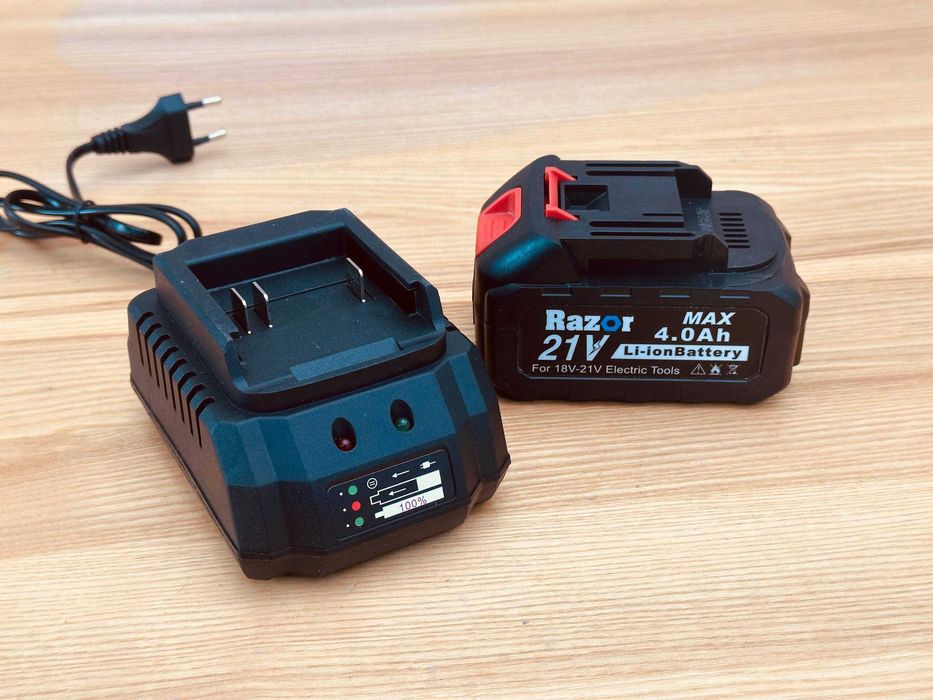 Слайдерна зарядна станція Razor – 21V MAX, 1.8A