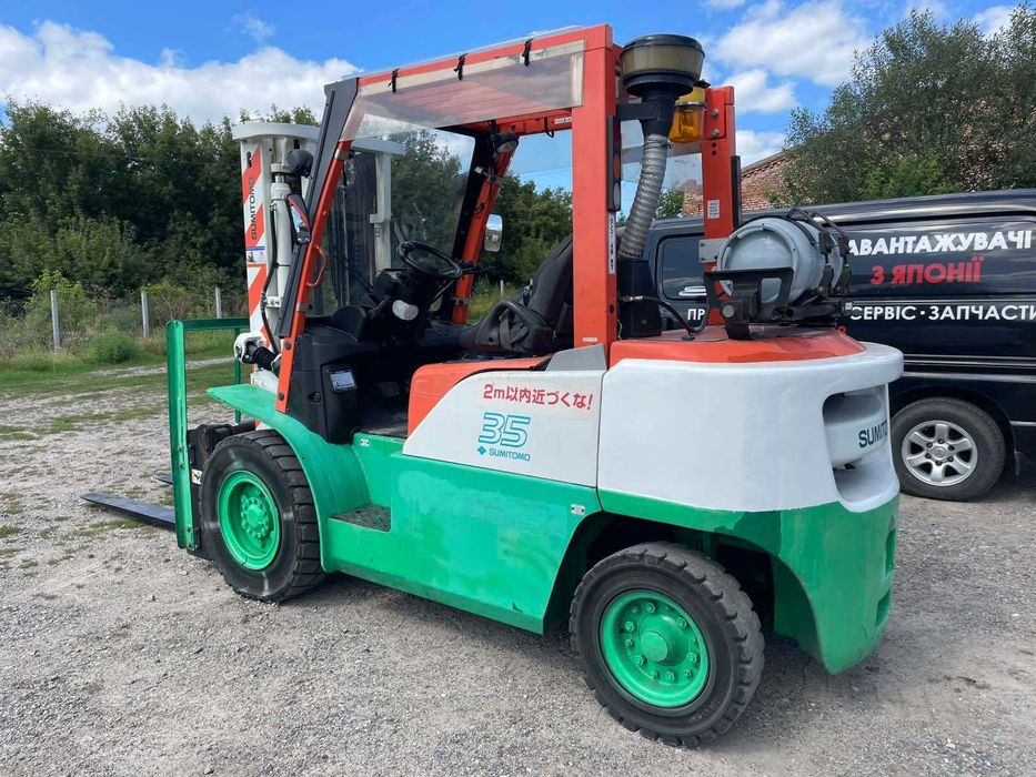 вилочній погрузчик навантажувач кара