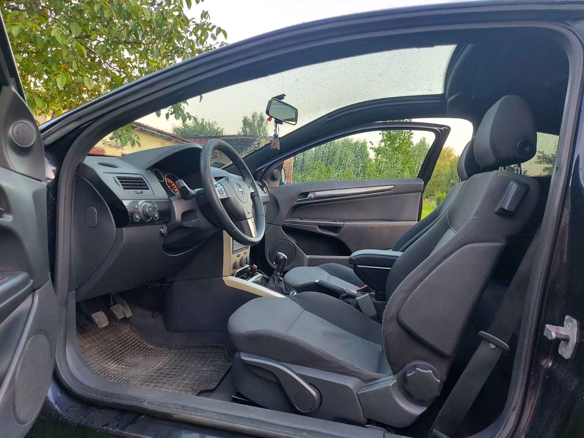 Opel  astra H  gtc 1.6 benzyna+gaz 2007 r