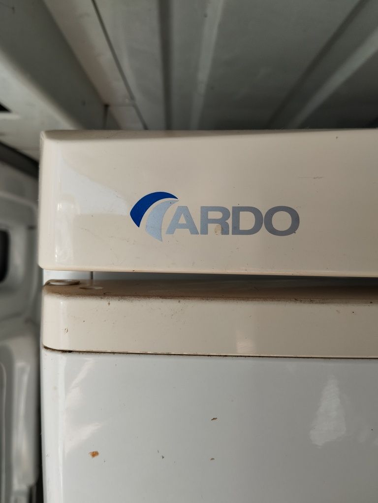 Lodówko-zamrażarka Ardo oraz inne