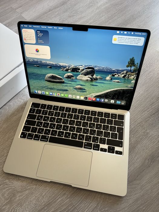 Macbook air 13 (2022) m2 256Gb офіційний Повний комплект