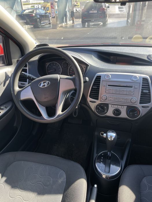 продам Хюндай і20 автомат