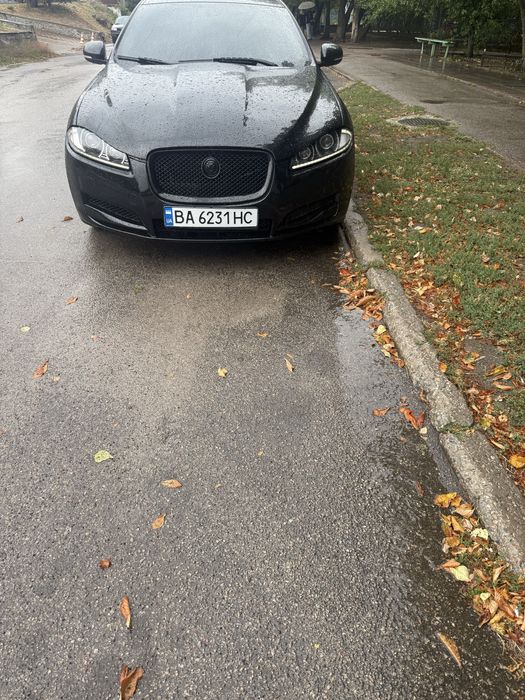 Продажа автомобиля Jaguar xf 2012