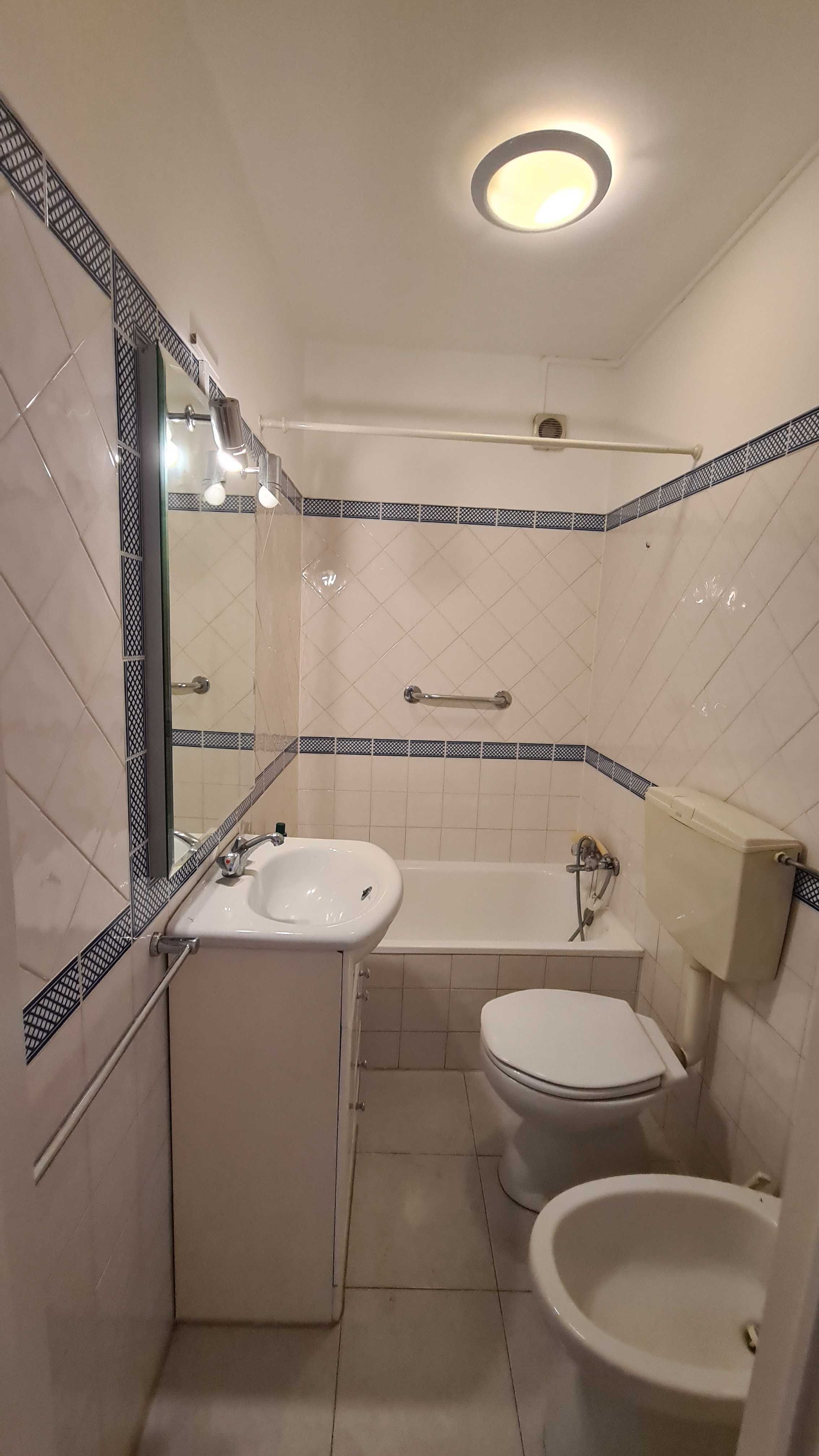 T2, 1º Andar, 50m2, na Rua de São Bento