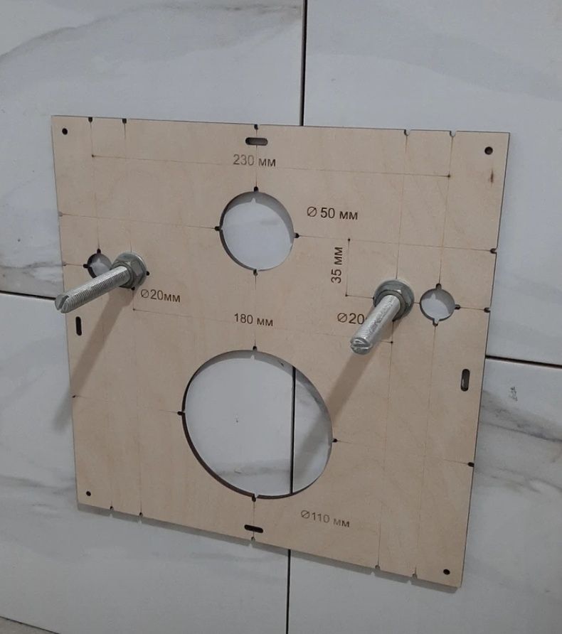 Szablon do  wiercenia otworów pod miskę WC 110mm