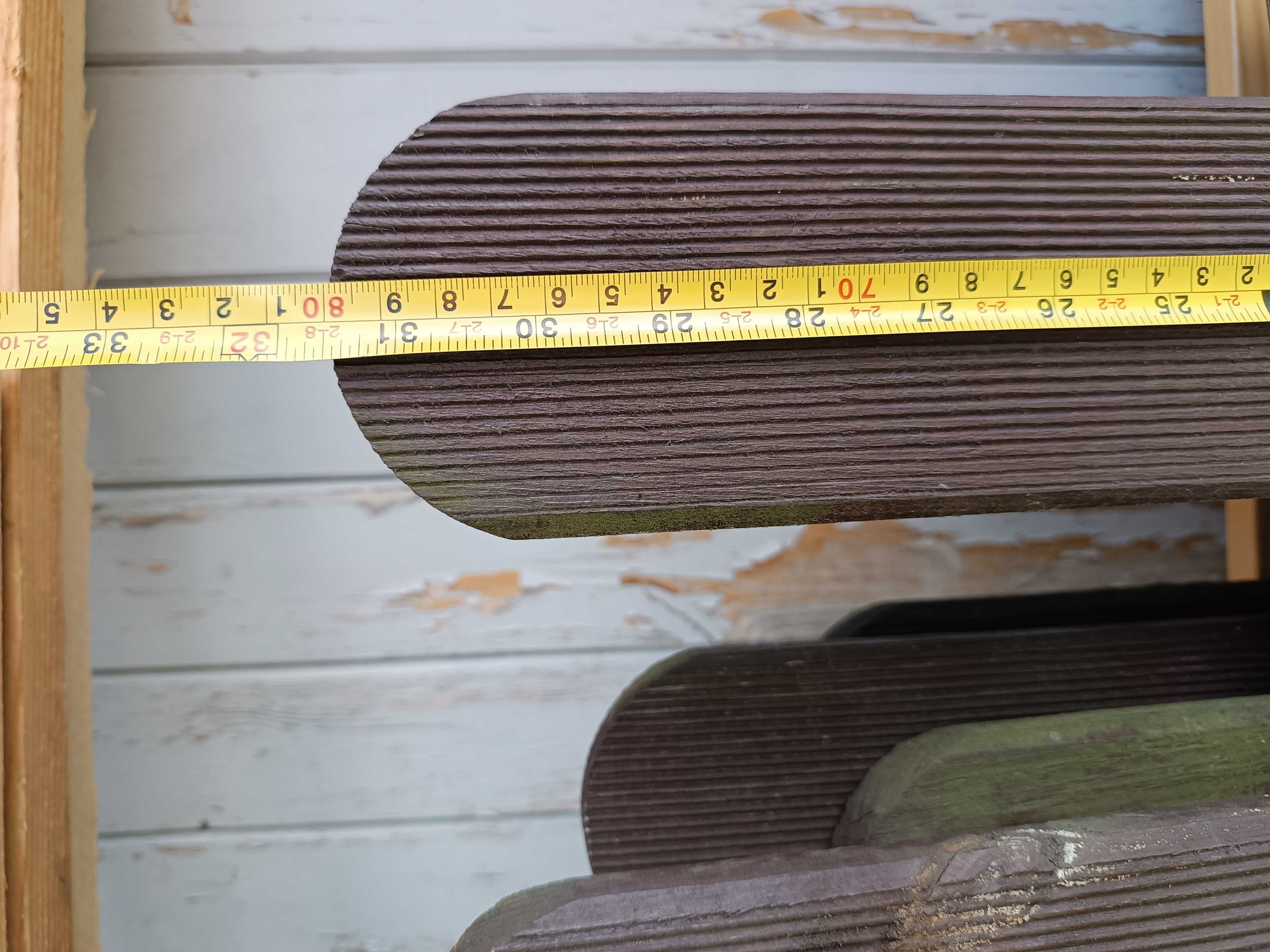 Pięć przęseł płotka drewnianego o wysokości 80cm  i 6 słupków