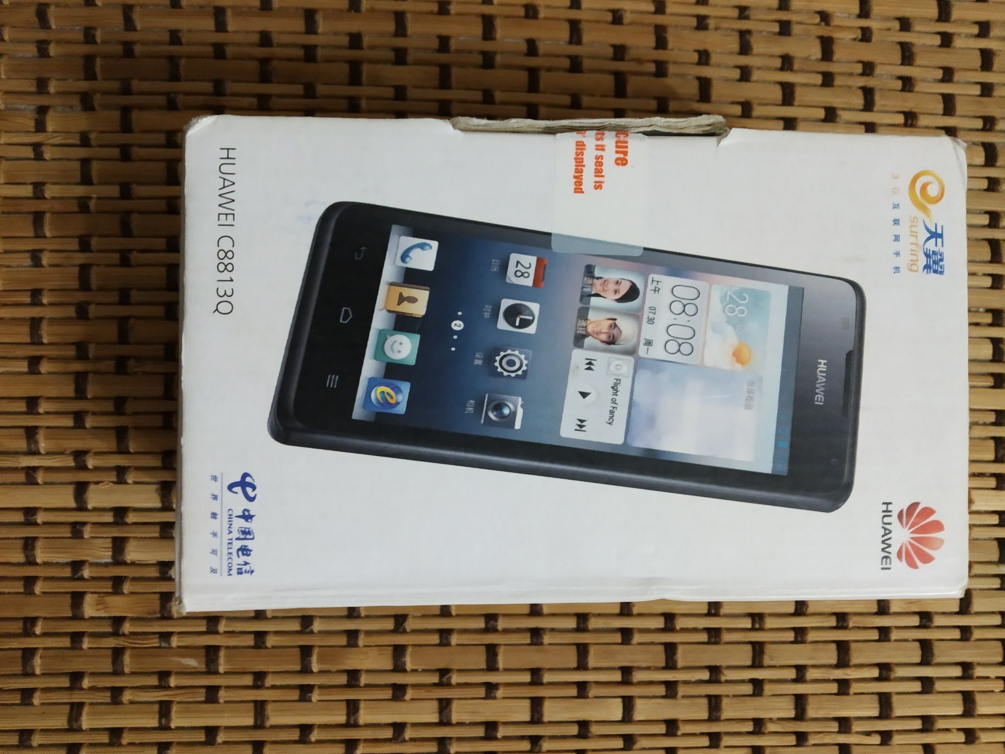 Смартфон Huawei C8813Q