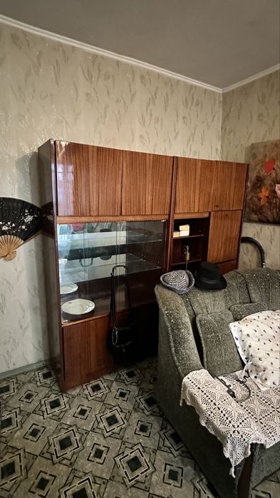 Віддам сервант самовивіз