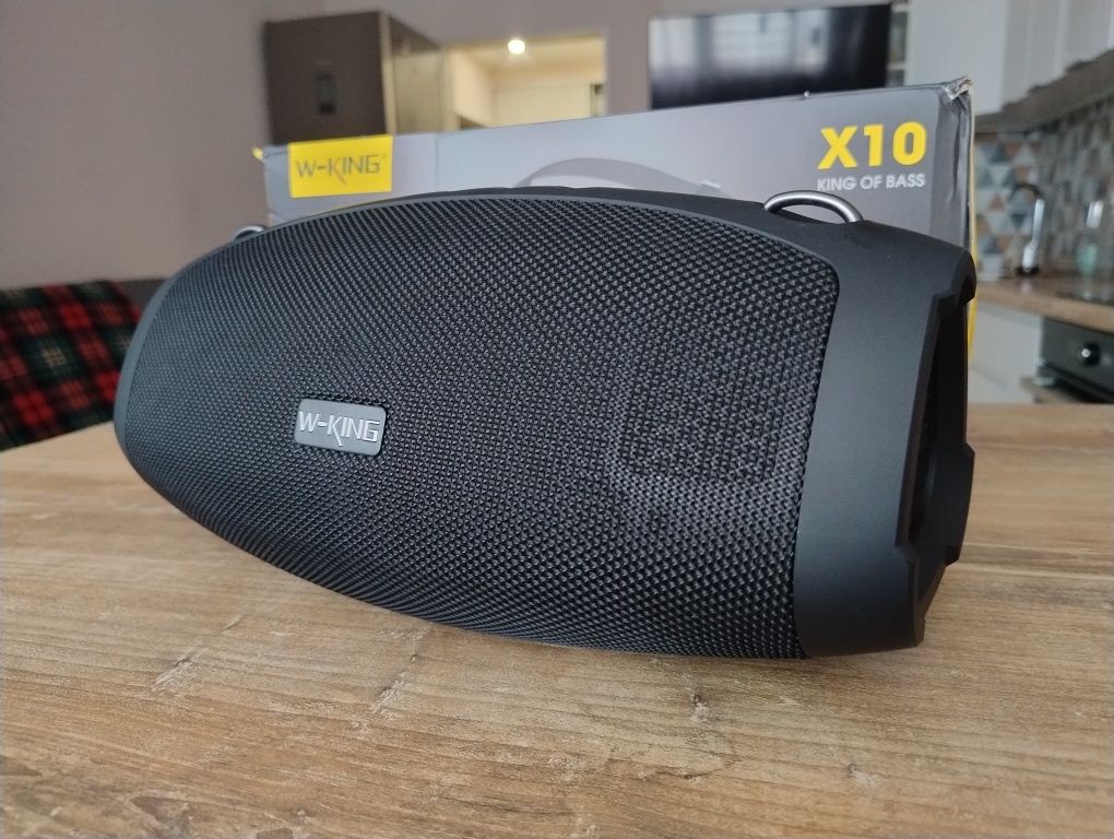 W-King X10 (как JBL Xtreme, Soundcore Boom Plus, Tribit Stormbox Lava)