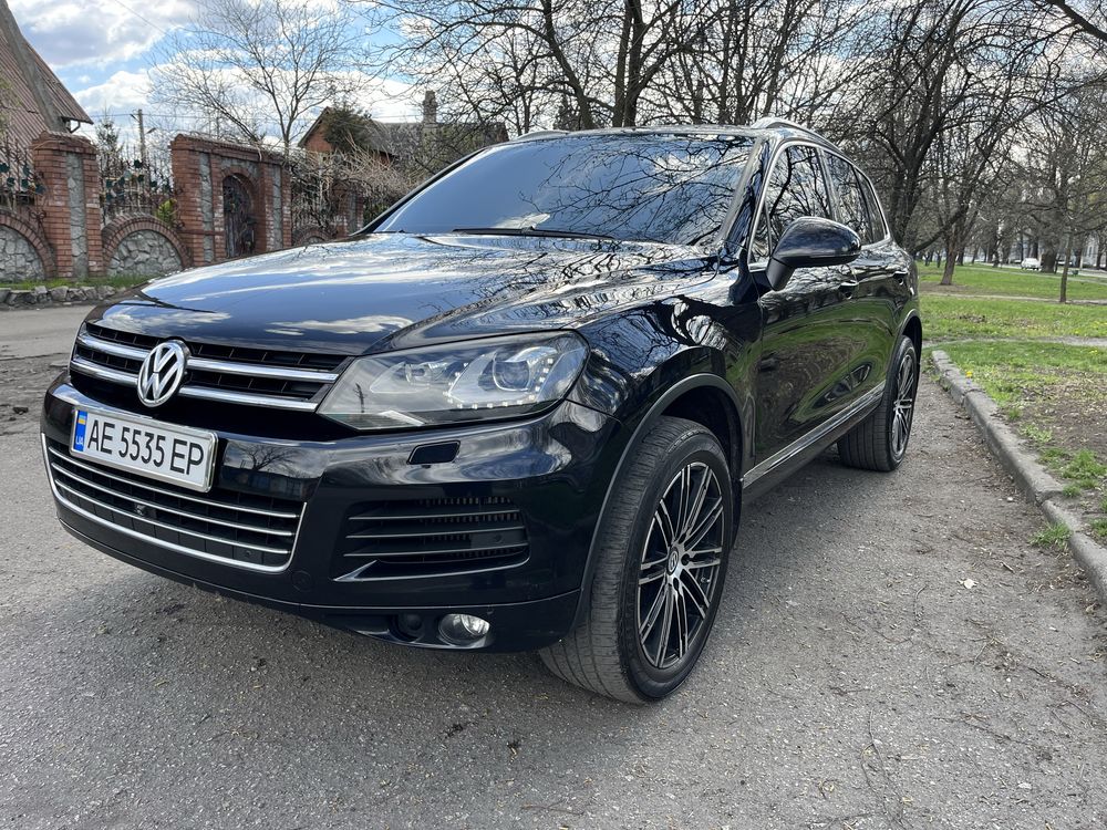 Продам автомобиль Volkswagen Touareg