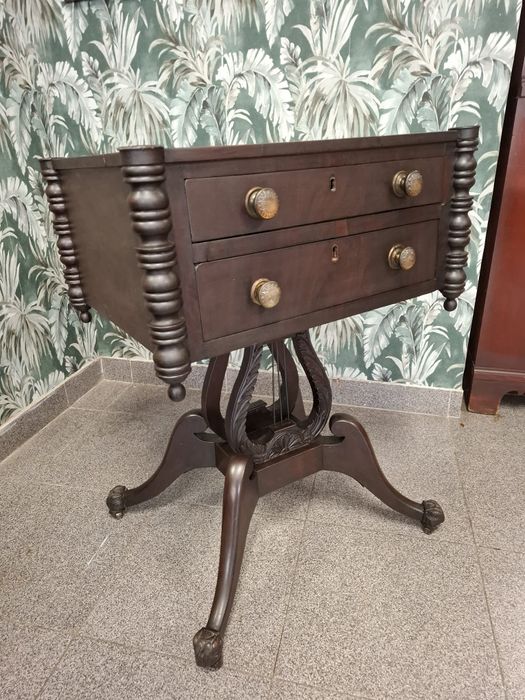 Mesa de Costura Século XIX (Estilo Império / Regência Tardia)