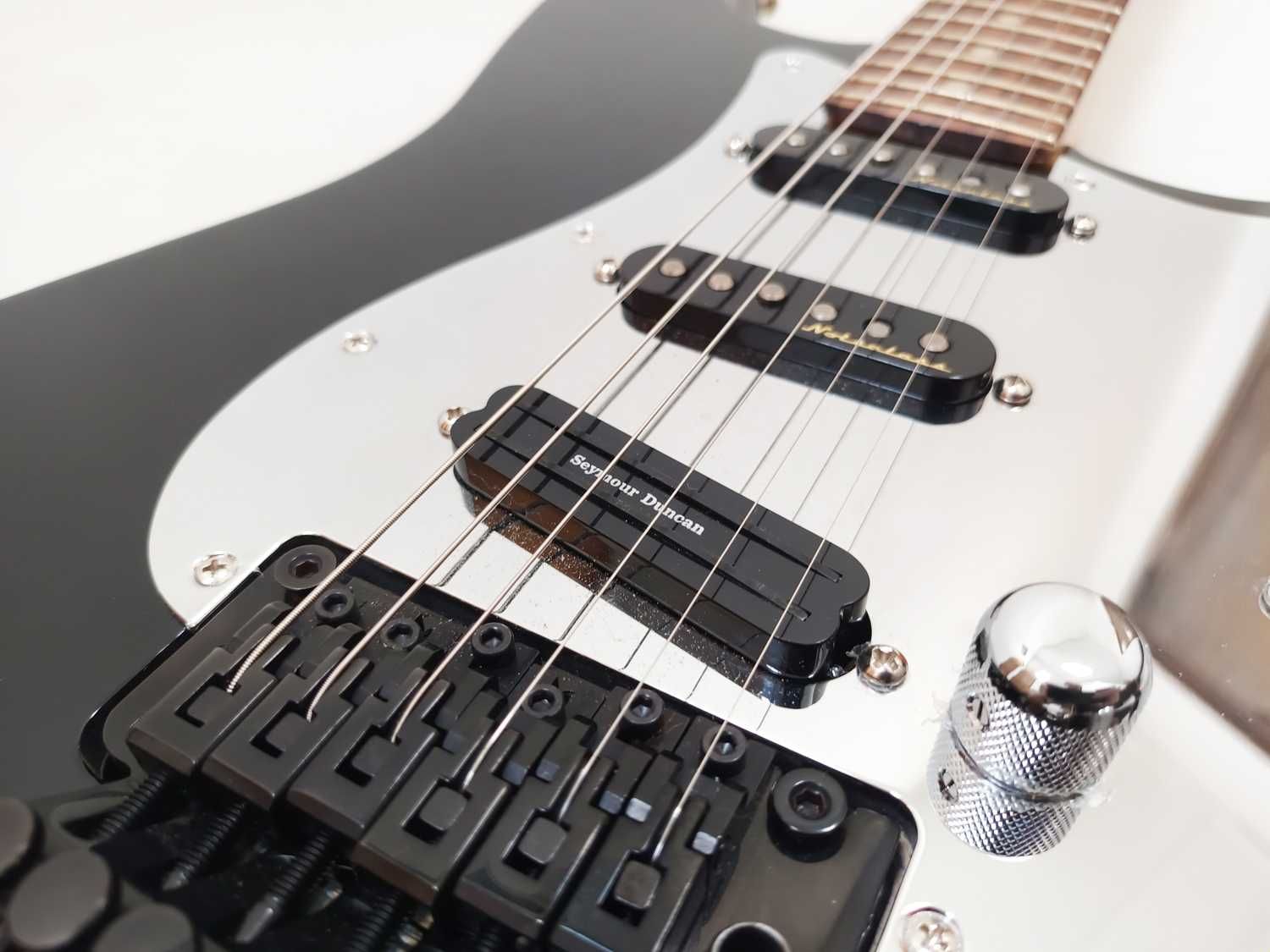 Fender Stratocaster Tom Morello Artist Series
