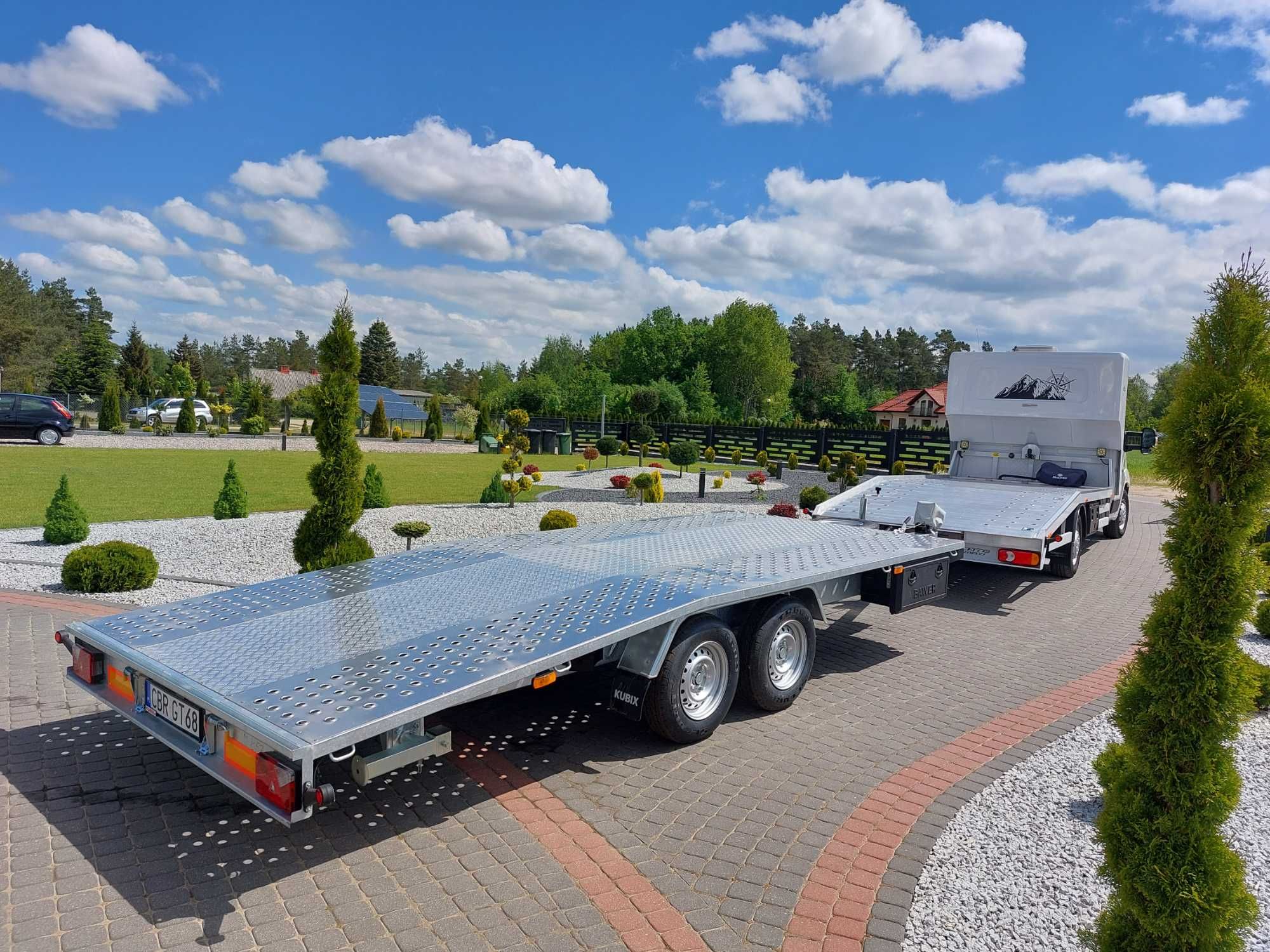 Usługi transportowe krajowe międzynarodowe przeprowadzki bus plandeka