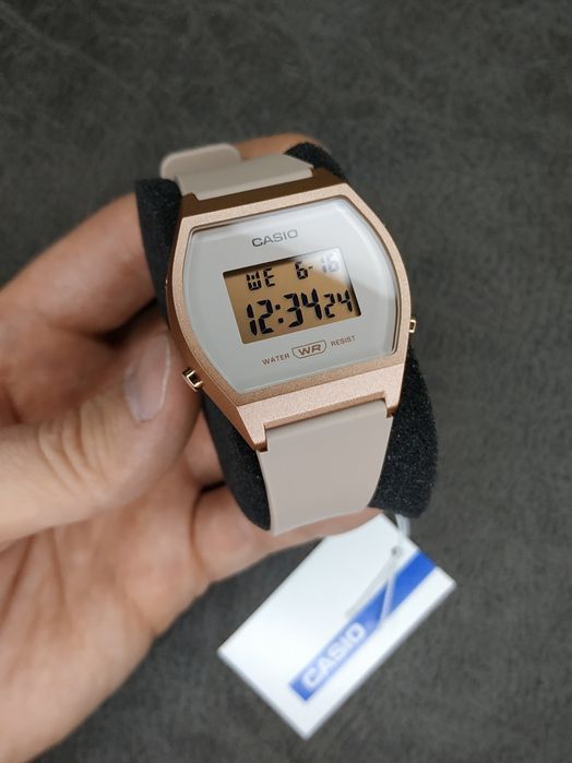 Годинник  CASIO LW-204-4AEF Оригінал Гарантія Часы Касио